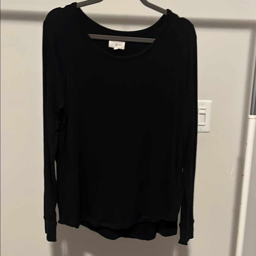 Lou & Grey Black Soft Long Sleeve Top
